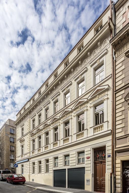 Baranova Apartments Praha Bagian luar foto
