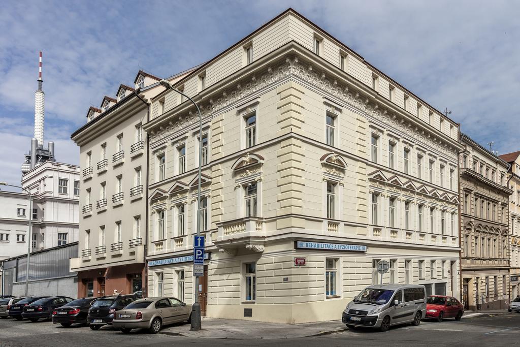 Baranova Apartments Praha Bagian luar foto
